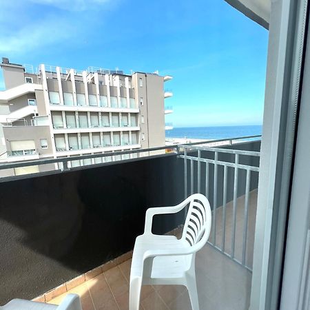 Hotel B&B Montecarlo Мілано-Маріттіма Екстер'єр фото